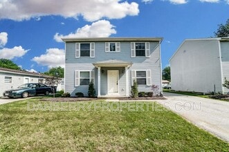 Building Photo - 3704 Willow Run Dr