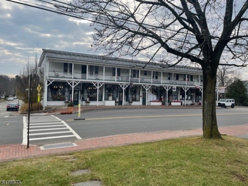 Primary Photo - 28 Main St