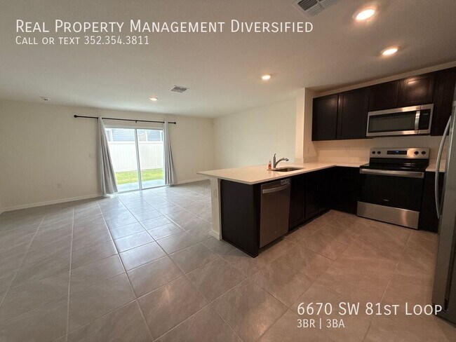 Foto del edificio - 6670 SW 81st Lp