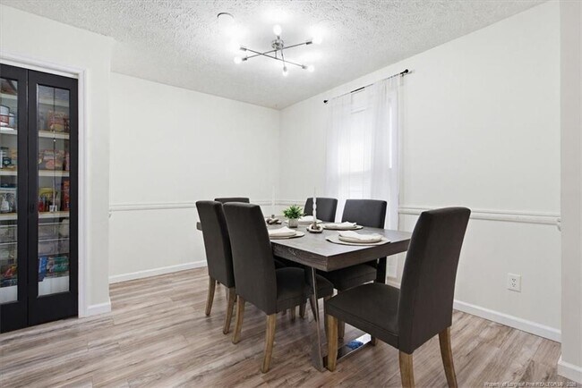 Foto del edificio - 1787 Hampton Oaks Dr
