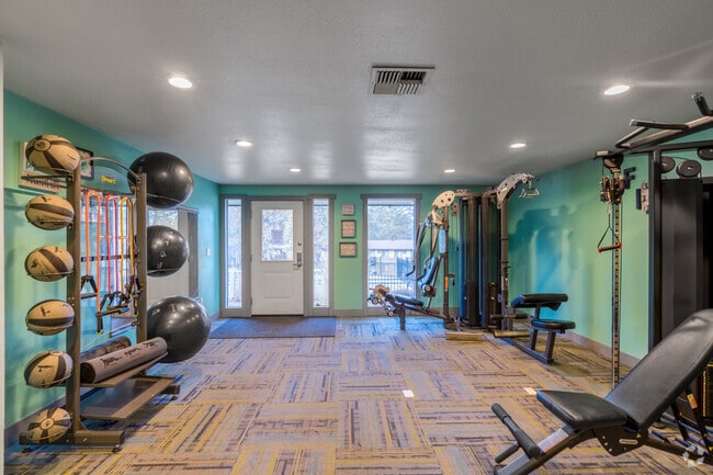 Fitness Center - Rosewood Club