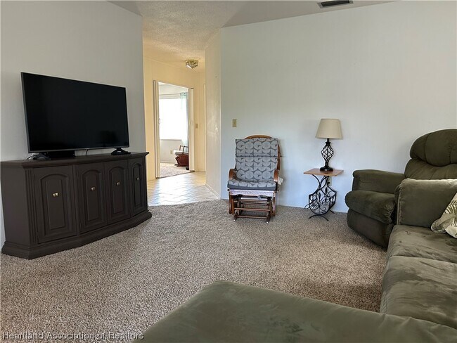 Foto del edificio - 1120 Schlosser Rd