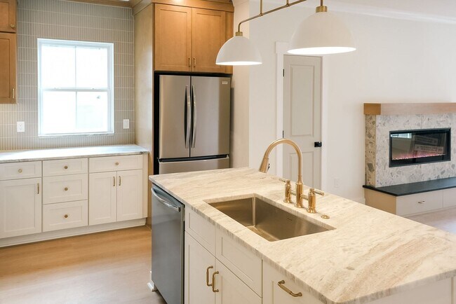 Foto del edificio - 207 S Calhoun St