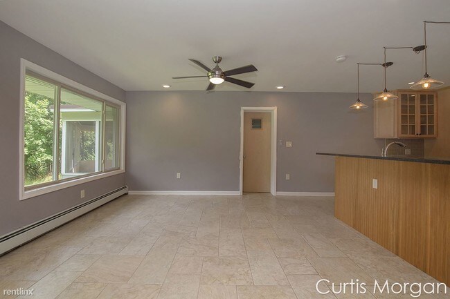 Building Photo - 3 br, 3 bath House - 109 Honey Creek Ave NE