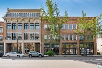 Building Photo - 2217 2nd Ave N