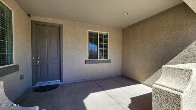 Foto del edificio - 42596 W Cheyenne Dr