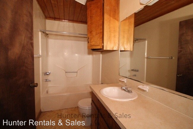 Building Photo - 3 br, 2 bath House - 109 Blanket Dr