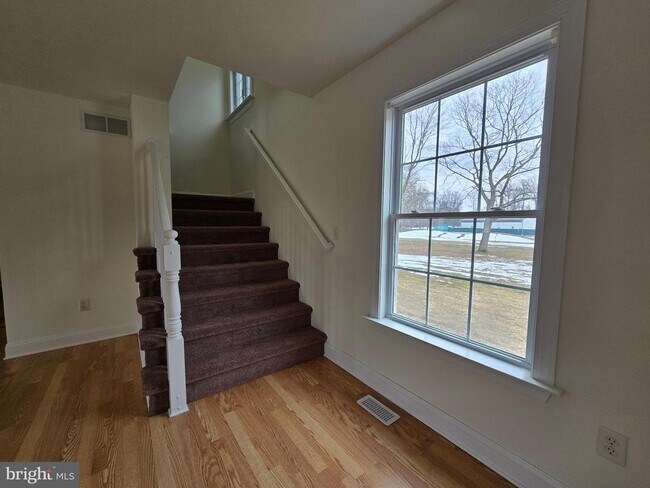 Foto del edificio - 271 Ashton Ct