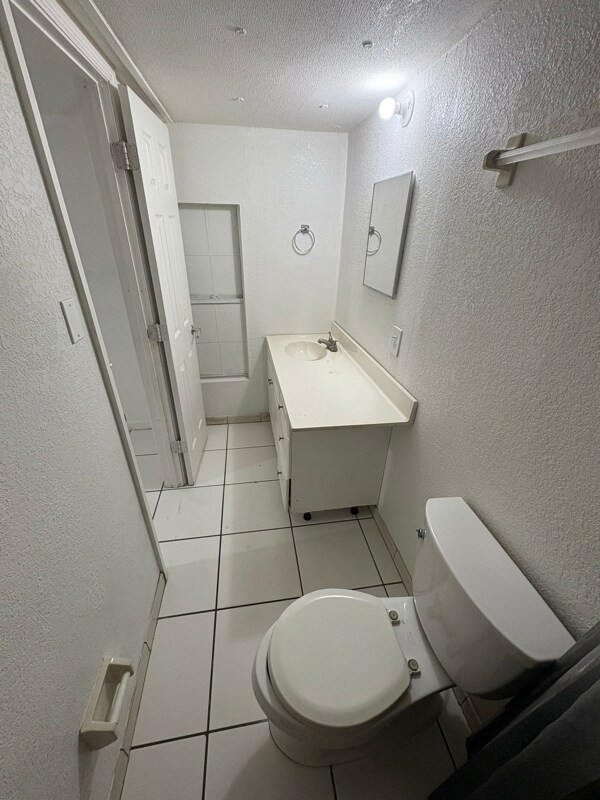 Foto del edificio - 1125 SW 127th Ct