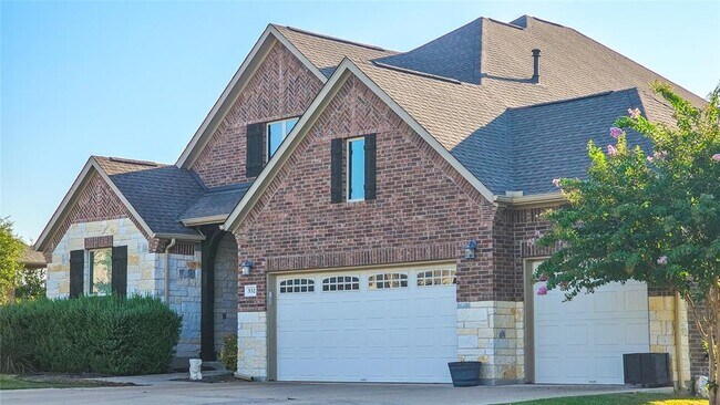 Building Photo - 532 Stone River Dr