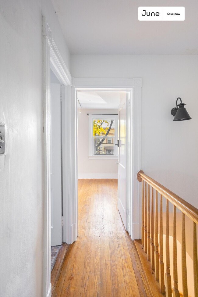 Foto del edificio - 1443 Parkwood Pl NW