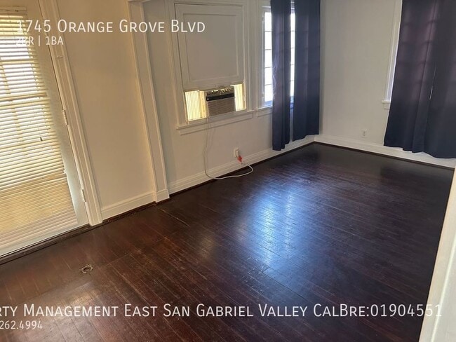 Building Photo - CHARMING TWO BEDROOM HOME AT AN AFFORDABLE...