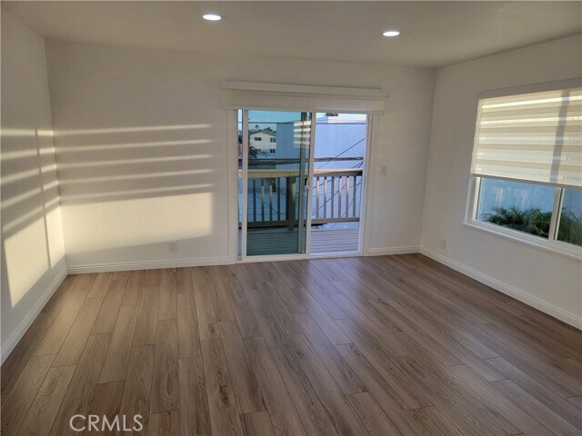 Building Photo - 111 Avenida Aragon