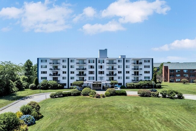 Foto del edificio - 135 Scranton Ave