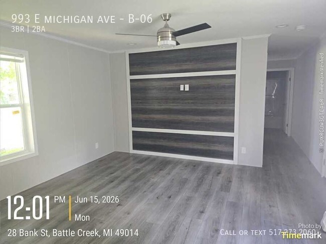 Building Photo - 993 E Michigan Ave