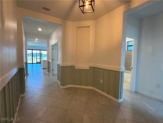 Building Photo - 14645 Portico Blvd