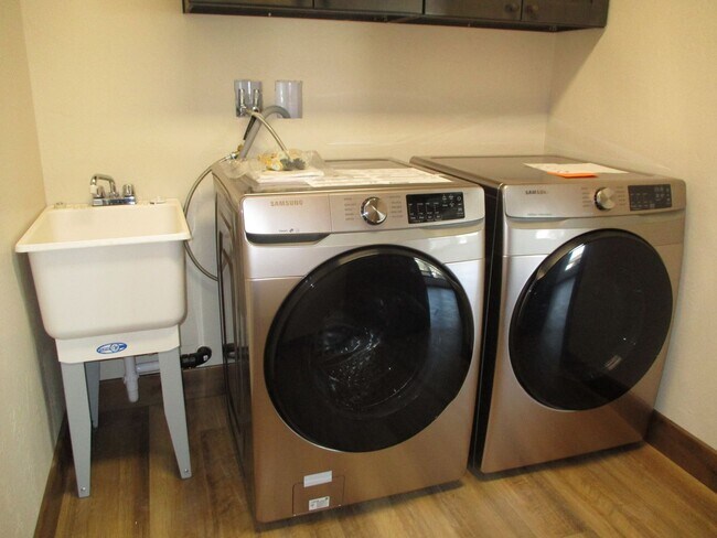 Foto del edificio - Beautiful Lake Hatcher Home For Rent