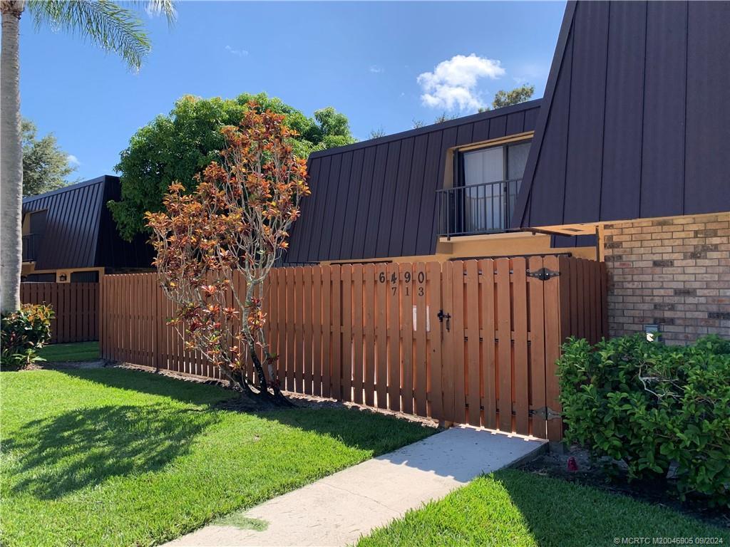 Foto principal - 6490 SE Windsong Ln