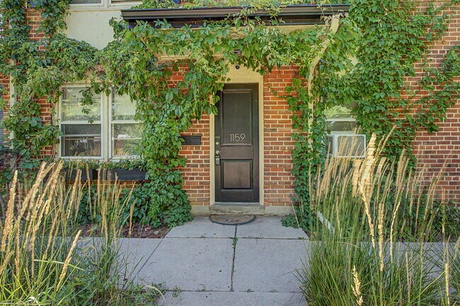Building Photo - 1159 Krameria St