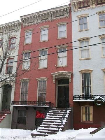 Foto del edificio - 15 Ash Grove Pl