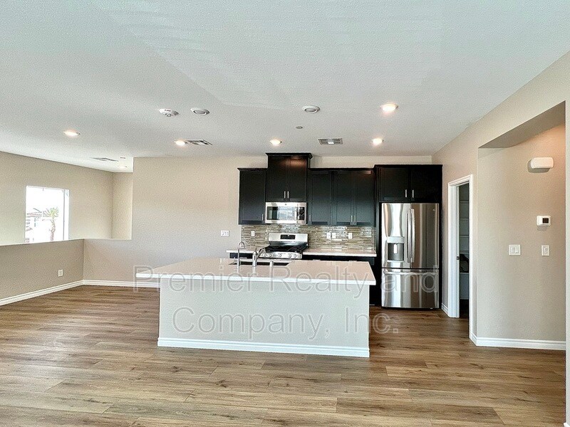 206 Callen Falls Ave Unit 1525, Henderson, NV 89011 Condo for Rent