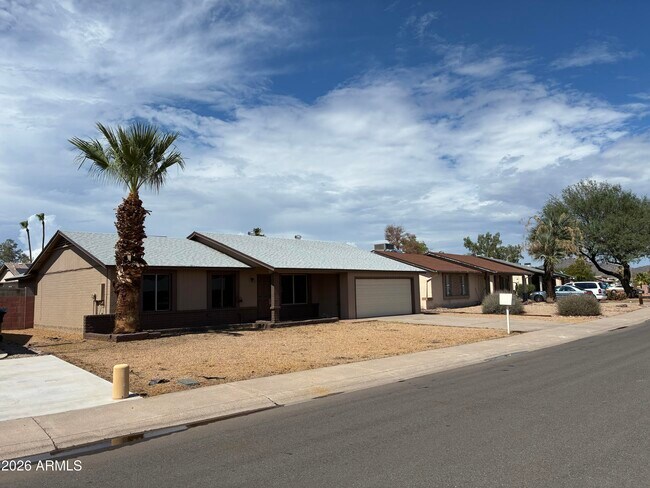 Foto del edificio - 602 W Wickieup Ln