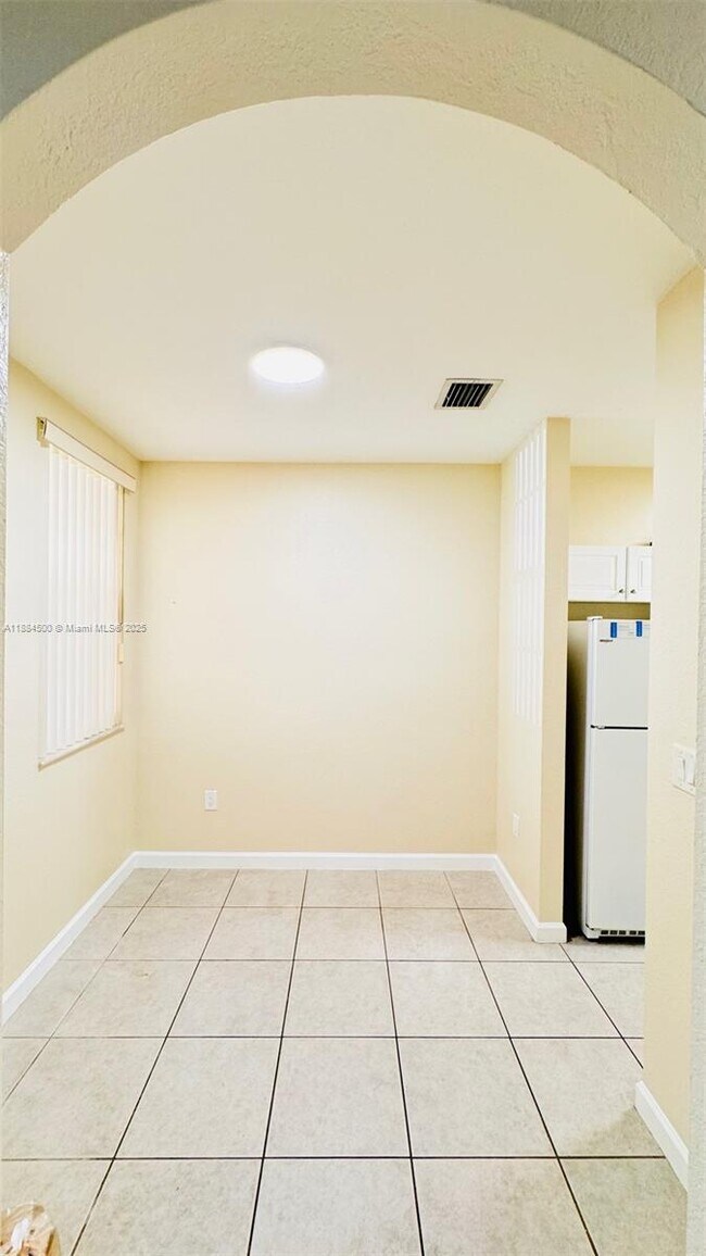 Foto del edificio - 9277 SW 227th St