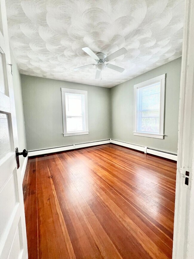 Foto del edificio - 89 Rochambeau Ave