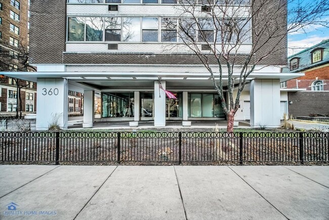 Building Entrance - 360 W Wellington Ave