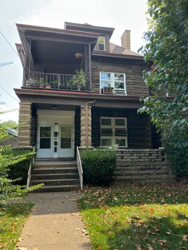 Building Photo - 609 S Braddock Ave