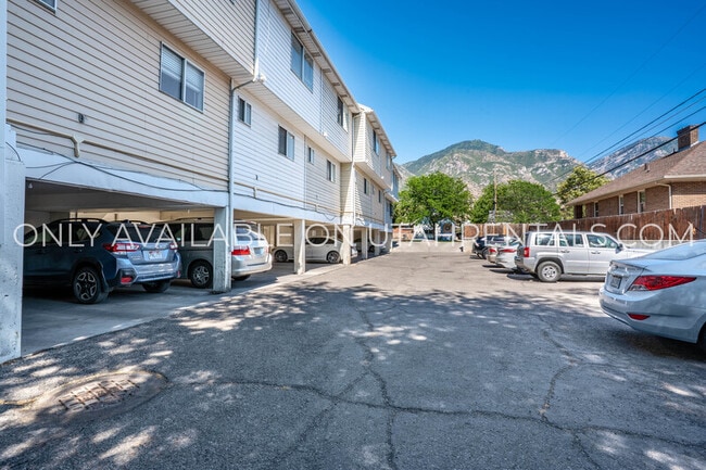 Building Photo - 665 N 100 E