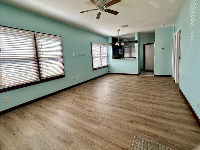 Foto del edificio - 11 SW 11th Ave