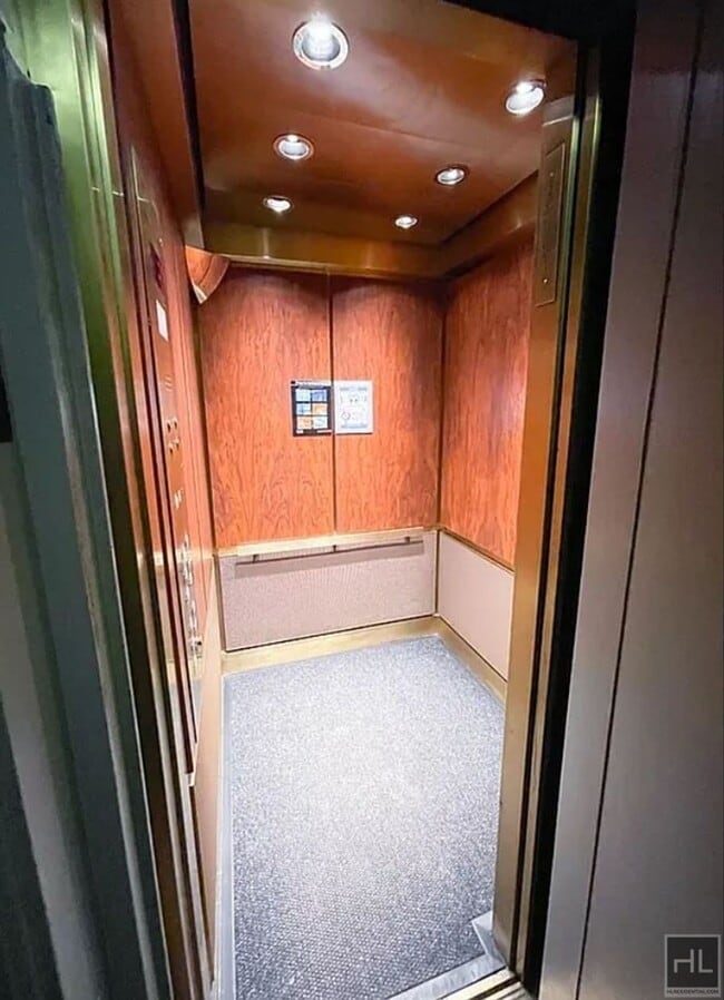 Building Photo - E 84 ST, Avail 9/17 - Inexpensive Studio around corner from E86th St. 4/5/6 - NO Broker's Fees