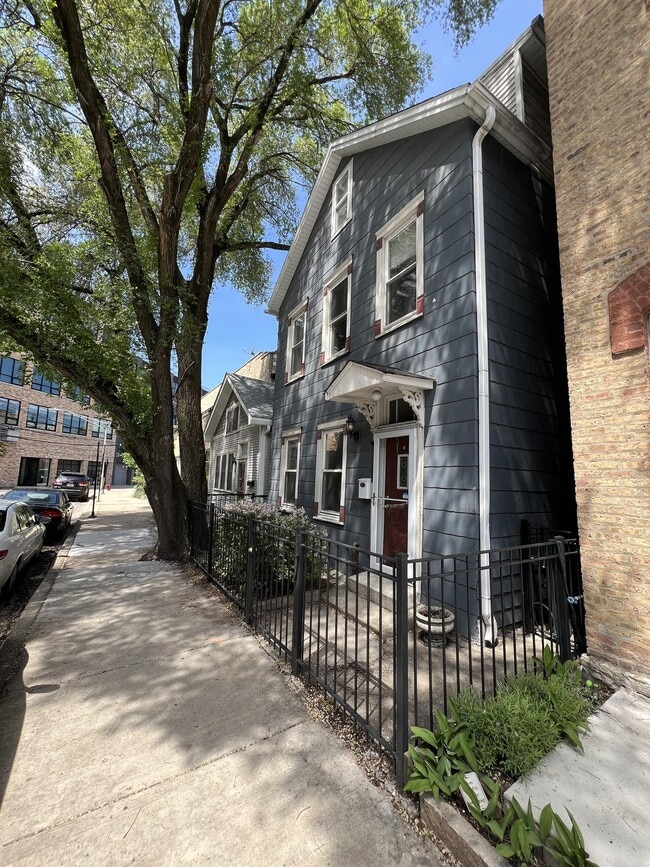 Foto del edificio - 2010 W Concord Pl