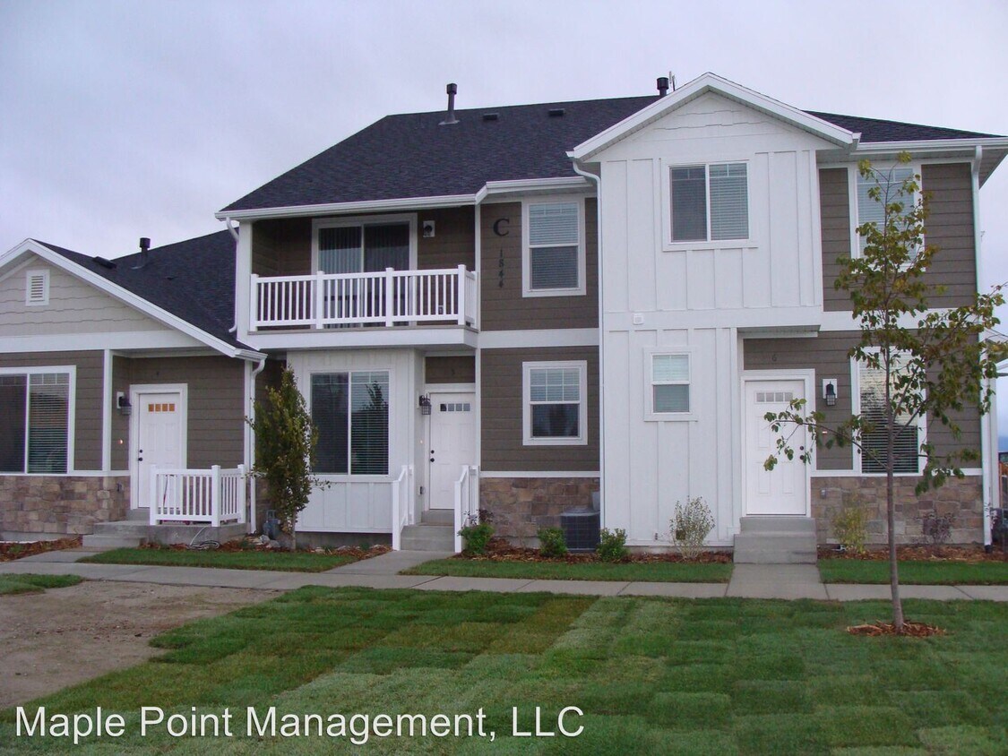 Building Photo - 1826 N Cosmos Dr