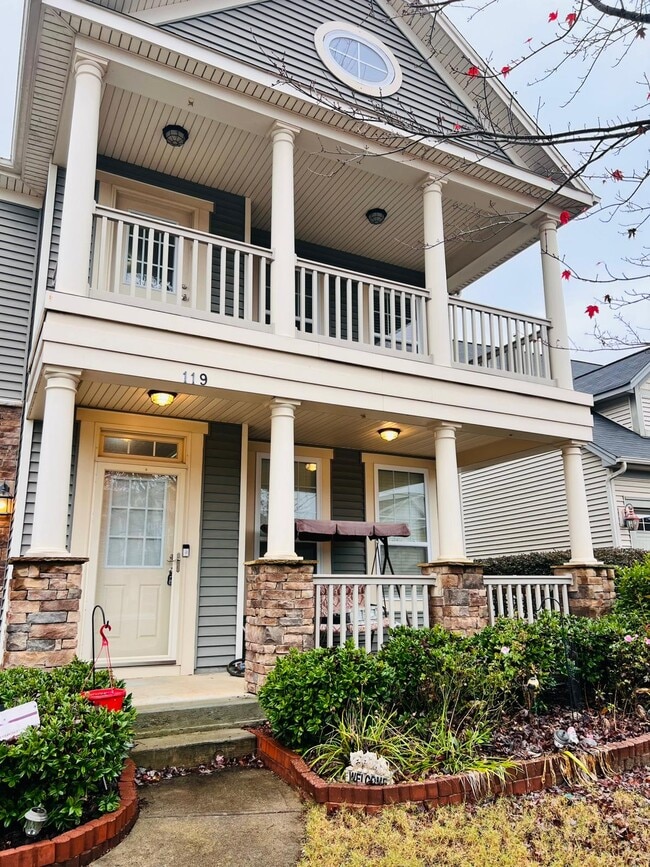 Building Photo - 119 Sand Spur Dr