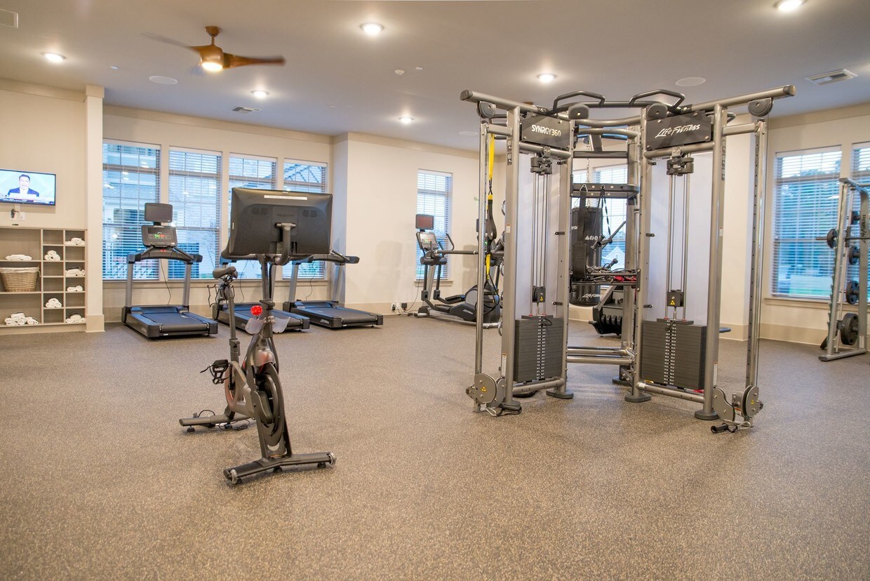 Elan Williamsburg Apartments Williamsburg, VA