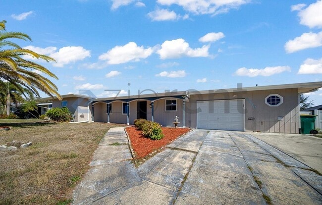 Building Photo - 2540 Sistina St