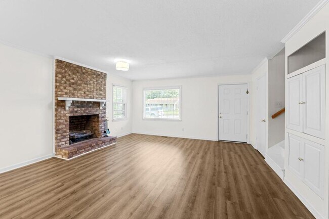 Foto del edificio - 1201 River Ridge Dr