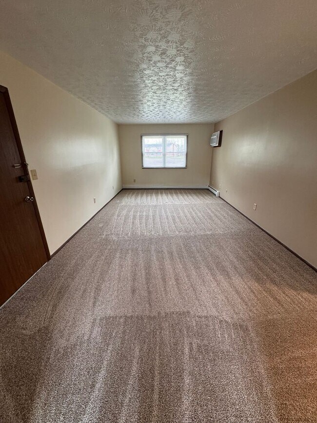 Foto del edificio - 8426 Colwyn Ct