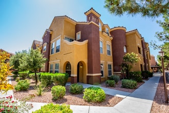 Building Photo - 3975 N Hualapai Way