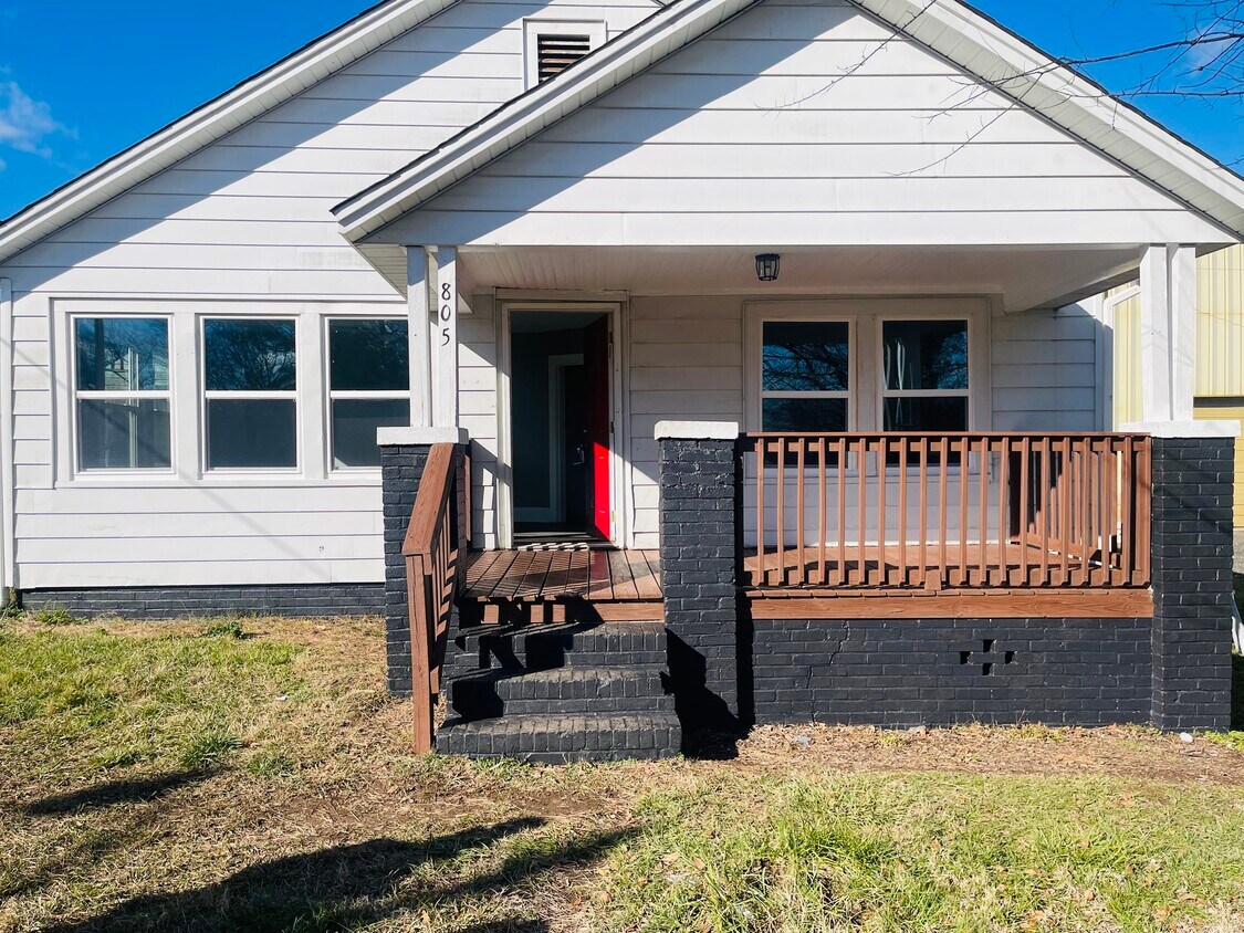 Foto principal - 805 Burton St