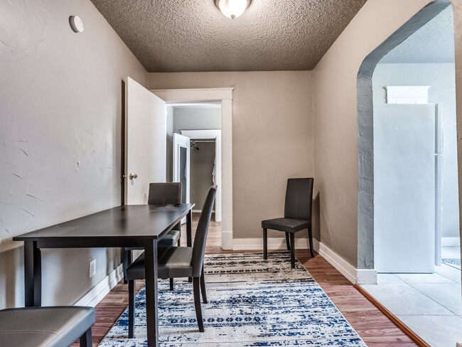 Dining space - 529 NW 32nd St