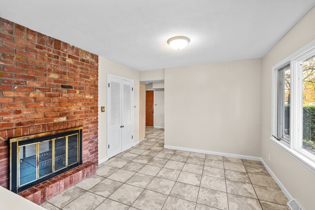 Foto del edificio - 3735 Heatherdowns Blvd