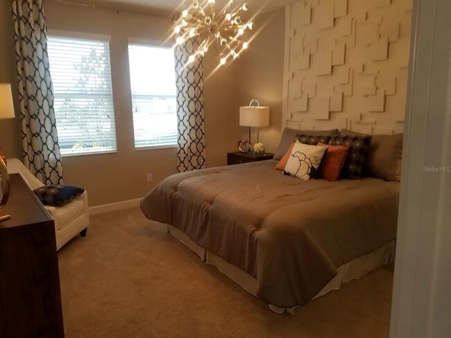 Foto del edificio - 4908 Clock Tower Dr