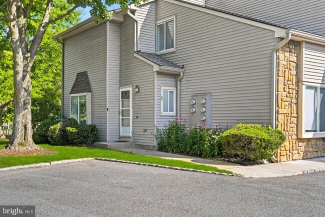Building Photo - 37 Teal Ct