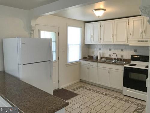 Primary Photo - 1033 Chanceford Ave