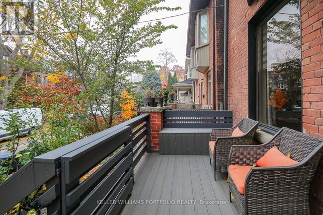 Building Photo - 17 Bertmount Ave