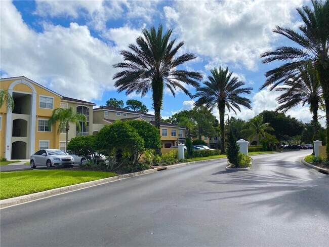 Foto del edificio - 5701 Bentgrass Dr
