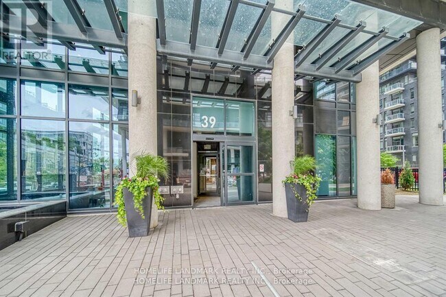 Building Photo - 39-PH39 Annie Craig Dr